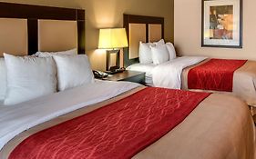 Comfort Inn & Suites Paris